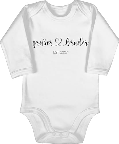 Baby Body langarm Mädchen Junge - Großer Bruder est - Ich werde großer Bruder Geschenk - Jahreszahl - 12/18 Monate - Weiß - big brother grosser 2024 geschenke für große großer+bruder von Geschenk mit Namen personalisiert by Shirtracer