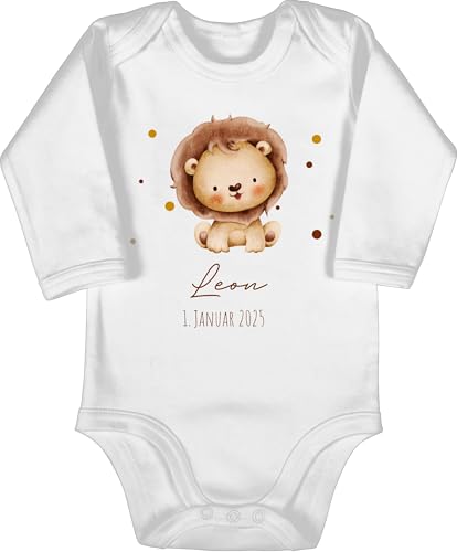 Baby Body langarm Mädchen Junge - Löwe mit Name und Datum personalisiert I Geburtstag I Geburt Tiermotiv Geschenk Löwen - 6/12 Monate - Weiß - löwenmotiv leo tiere zur tier personalisierbar von Geschenk mit Namen personalisiert by Shirtracer