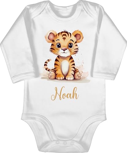 Geschenk mit Namen personalisiert by Shirtracer Baby Body langarm Mädchen Junge - Zootiere - Tiger - 3/6 Monate - Weiß - tiger, tiermotiv und name von Geschenk mit Namen personalisiert by Shirtracer