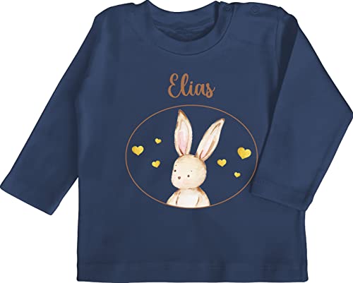 Baby Langarmshirt - Ostergeschenke Ostern - Osterhase - Süßer Hase Geschenk - 3/6 Monate - Navy Blau - personalisierte Oster Easter zu Gifts osterhasen Name osterngeschenke ostegeschenk Happy von Geschenk mit Namen personalisiert by Shirtracer