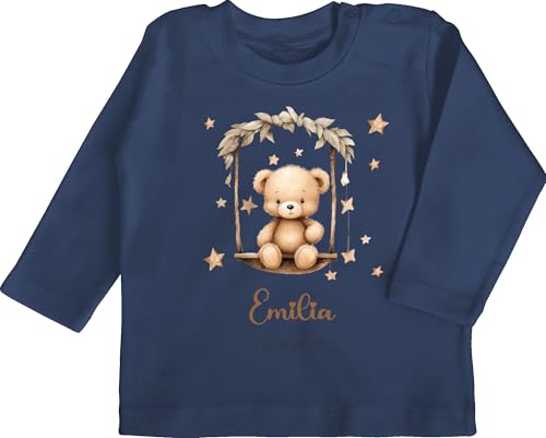 Baby Langarmshirt - Süßer Bär Bären Geschenk mit Name - 12/18 Monate - Navy Blau - teddybär Tshirt Bear bärchen Shirt bärenmotiv Kissen Langarm Teddy Shirts personalisierte Junge Geschenke von Geschenk mit Namen personalisiert by Shirtracer