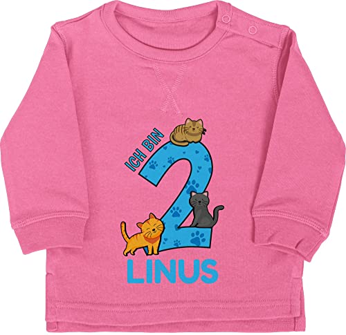 Baby Pullover Jungen Mädchen - 2. Geburtstag - Ich bin 2 - Name und lustige Katzen Bilder zum Zweiten - 18/24 Monate - Pink - geburtstags zwei jetzt pulli 2.geburtstag katze langarm 2ter sweatshirt von Geschenk mit Namen personalisiert by Shirtracer