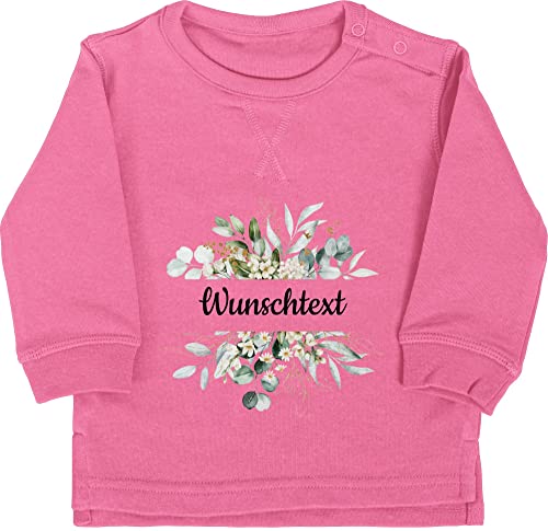 Baby Pullover Jungen Mädchen - Aufdruck selbst gestalten - Wunschtext Text I eigener Text - 12/18 Monate - Pink - Dicker Bedrucken personalisierte Blumen Babykleidung 4 zeilen Flowers babypullover von Geschenk mit Namen personalisiert by Shirtracer