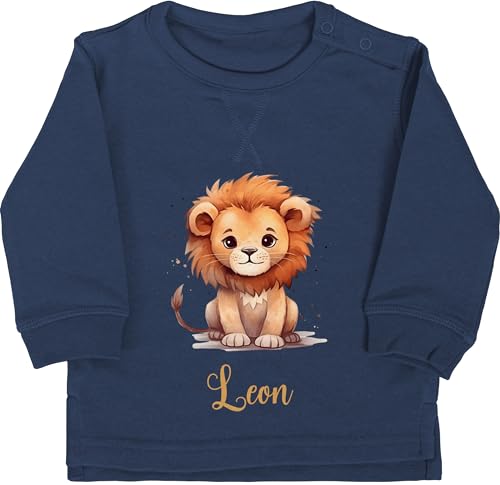 Baby Pullover Jungen Mädchen - Süßer Löwe mit Name personalisiert I Löwen Geschenk I Zootiere I König der Tiere I LEU - 18/24 Monate - Navy Blau - löwenmotiv Leon Pulli Tier personalisierte von Geschenk mit Namen personalisiert by Shirtracer