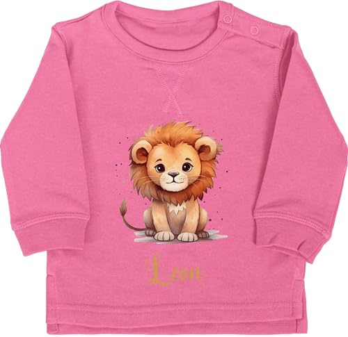 Baby Pullover Jungen Mädchen - Süßer Löwe mit Name personalisiert I Löwen Geschenk I Zootiere I König der Tiere I LEU - 18/24 Monate - Pink - löwenmotiv Leon Pulli Tier personalisierte Lion Baby Pullover Jungen Mädchen - Süßer Löwe mit Name personalisiert I Löwen Geschenk I Zootiere I König der Tiere I LEU - 18/24 Monate - Pink - löwenmotiv Leon Pulli Tier personalisierte Lion von Geschenk mit Namen personalisiert by Shirtracer