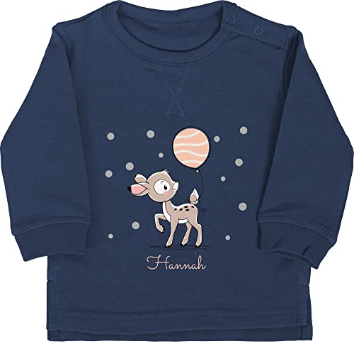 Baby Pullover Jungen Mädchen - Tiere - Süßes REH Rehkitz - 18/24 Monate - Navy Blau - Tier rehe personalisierte Geschenke Name Tieren süß Personalisieren Dino Personalized und kleine für von Geschenk mit Namen personalisiert by Shirtracer