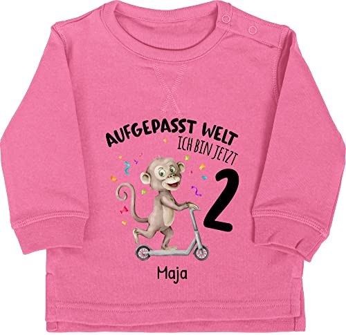 Baby Pullover Jungen Mädchen - 2. Geburtstag - Aufgepasst Welt Ich bin jetzt 2 Affe - 18/24 Monate - Pink - name sweatshirt jahre und geburtstags zwei schon pulli 2.geburtstag langarm years sweater von Geschenk mit Namen personalisiert by Shirtracer