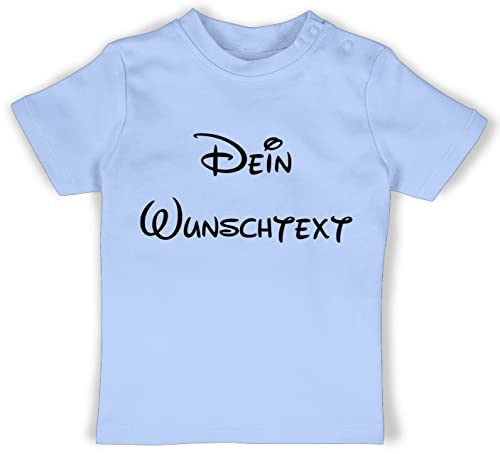 Baby T-Shirt Mädchen Jungen - Aufdruck selbst gestalten - Wunschtext I Geschenk mit eigenem Text personalisiert - 3/6 Monate - Babyblau - Schrift Machen Tshirt Name personalisierte Custom Shirt von Geschenk mit Namen personalisiert by Shirtracer