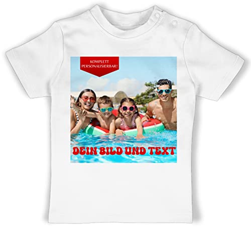 Baby T-Shirt Mädchen Jungen - Bild - Eigenem Foto - 1/3 Monate - Weiß - Schrift und Text gestalten selbst gemacht Aufdruck wörtern einem selbstgemacht Satz selbstgetruckten selbstgedruckten von Geschenk mit Namen personalisiert by Shirtracer