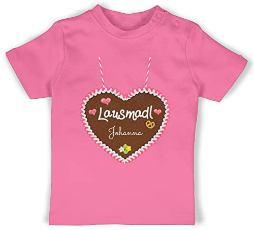 Baby T-Shirt Mädchen Jungen - Kompatibel Oktoberfest - Lausmadl - Lebkuchenherz und Dein Name - Herzen Blümchen - 12/18 Monate - Pink - Shirts Tracht t Shirt bayrischer Abend Tshirt Trachten von Geschenk mit Namen personalisiert by Shirtracer