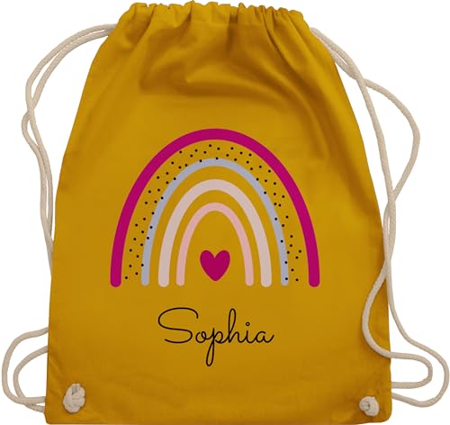 Geschenk mit Namen personalisiert by Shirtracer Turnbeutel Rucksack - Regenbogen Regenbögen - Unisize - Senfgelb - name rainbow stoffbeutel beutel stoff von Geschenk mit Namen personalisiert by Shirtracer