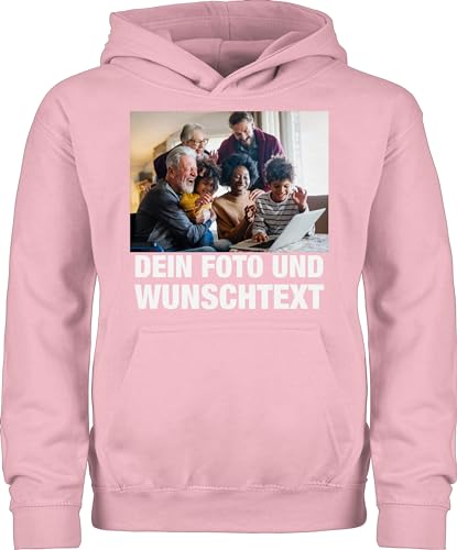 Kinder Hoodie Jungen Mädchen - Geschenk mit Bild I eigenem Foto I Name I eigener Text I Wunschtext - 128 (7/8 Jahre) - Hellrosa - personalisierte Pullover Hoody selbst Bedrucken selber gestalten von Geschenk mit Namen personalisiert by Shirtracer