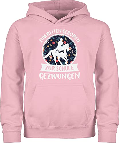 Kinder Hoodie Jungen Mädchen - Einschulung - Zum Reiten geboren zur Schule gezwungen Spruch Pferde - 128 (7/8 Jahre) - Hellrosa - schulkind 2024 personalised schulkinder schulanfangsgeschenk von Geschenk mit Namen personalisiert by Shirtracer