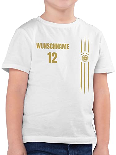 Kinder T-Shirt Jungen - 2024 Fussball EM Fanartikel - Deutschland Name und Nummer - 128 (7/8 Jahre) - Weiß - Junge Tshirt fußball Europa Shirt fußball. personalisierte 24 Kind Oberteil wm Jungs von Geschenk mit Namen personalisiert by Shirtracer