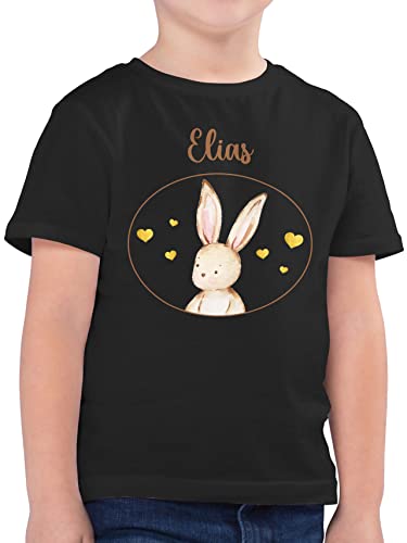 Kinder T-Shirt Jungen - Hasen - Osterhase süßer Hase Geschenk I Oster Hase personalisiert - 104 (3/4 Jahre) - Schwarz - hasenmotiv Ostern Shirt Rabbit Name t-Shirts Bunny Shirts hasenliebhaber t von Geschenk mit Namen personalisiert by Shirtracer