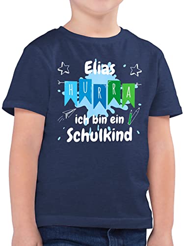 Kinder T-Shirt Jungen personalisiert mit Namen - Einschulung Schulanfang Junge - Hurra ich Bin EIN Schulkind - 128 (7/8 Jahre) - Dunkelblau Meliert - t Shirt schulgeschenke Tshirt Name - F130K von Geschenk mit Namen personalisiert by Shirtracer