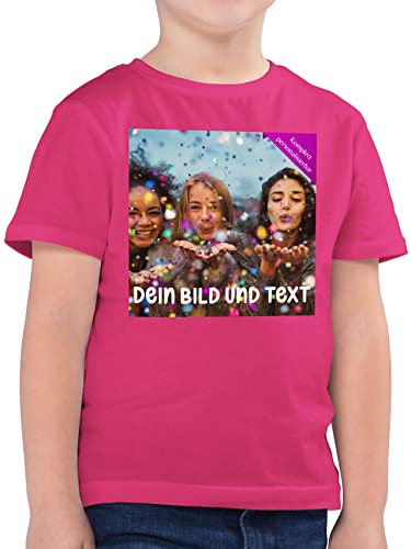 Kinder T-Shirt Jungen - Foto eigenem Bild - Fotogeschenk - 104 (3/4 Jahre) - Fuchsia - Druck t Shirt Kind selber Bilder Machen drucken Lassen Tshirt Bedrucken nur vorderseite Text t-Shirts von Geschenk mit Namen personalisiert by Shirtracer