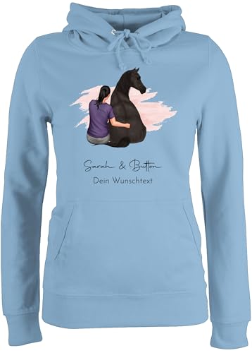 Pullover Damen Hoodie Frauen - Pferde - Frau mit Pferd I Wunschtext I Wunschname Text I Geschenk Reiter - M - Hellblau - Pulli pferden Pferd- Personalisieren pferdemotiv und Mensch Name von Geschenk mit Namen personalisiert by Shirtracer