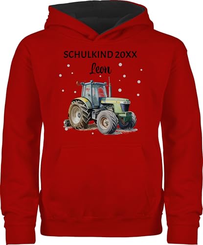 Pullover Kinder Hoodie Jungen Mädchen - Junge - Einschulung Geschenk Traktor Schulkind Jahreszahl mit Name personalisiert I Trecker Geschenk Schulanfang I Schulbeginn - 104 (3/4 Jahre) - Rot/Schwarz von Geschenk mit Namen personalisiert by Shirtracer