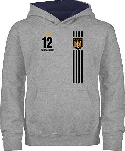 Pullover Kinder Hoodie Jungen Mädchen - 2024 Fussball EM Fanartikel - Deutschland Germany Trikot Style - 116 (5/6 Jahre) - Grau meliert/Navy Blau - europa junge fußball kids von Geschenk mit Namen personalisiert by Shirtracer