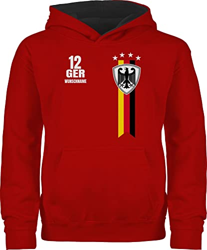 Pullover Kinder Hoodie Jungen Mädchen - 2024 Fussball EM Fanartikel - Germany WM Fan Deutschland - 116 (5/6 Jahre) - Rot/Schwarz - deutscher kapuzenpullover fußball bundesadler hoody geschenke von Geschenk mit Namen personalisiert by Shirtracer