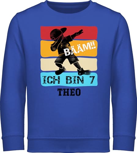 Sweater Kinder Sweatshirt Jungen Mädchen Pullover - BÄÄM ich Bin 7 mit Namen | 7 Jahre Geschenkidee cool | Ich Bin jetzt 7 | Lustige Sprüche zum 7. Geburtstag | Geburtstagsgeschenk für 7 jährige von Geschenk mit Namen personalisiert by Shirtracer