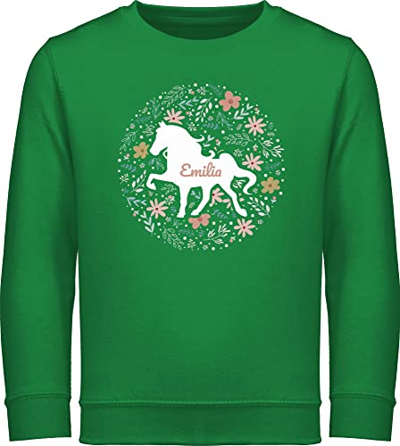 Sweater Kinder Sweatshirt Jungen Mädchen Pullover - Pferde - Pferd - Pferdemädchen - 116 (5/6 Jahre) - Grün - personalisierte Pulli reiten Name personalisierter Reiter Horse pferdeliebhaber von Geschenk mit Namen personalisiert by Shirtracer