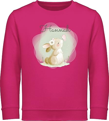 Sweater Kinder Sweatshirt Jungen Mädchen Pullover - Süßer Hase Bunny Rabbit Hasen Kaninchen - 104 (3/4 Jahre) - Fuchsia - Motiv Junge Name personalisierter hasenmotiv Oster Langohr Osterhase von Geschenk mit Namen personalisiert by Shirtracer