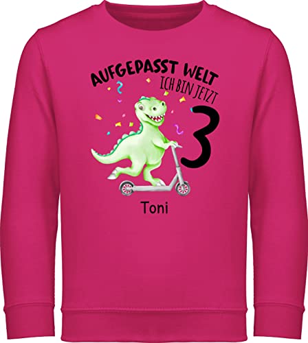 Sweater Kinder Sweatshirt Jungen Mädchen Pullover - 3. Geburtstag - Aufgepasst Welt - Ich bin jetzt 3 - Dino Dinosaurier Saurier - 104 (3/4 Jahre) - Fuchsia - drei jahre name und zahl von Geschenk mit Namen personalisiert by Shirtracer