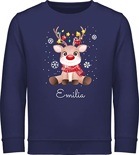 Sweater Kinder Sweatshirt Jungen Mädchen Pullover - Weihnachten Geschenke - Süßes Rentier mit Name Wunschtext - 104 (3/4 Jahre) - Navy Blau - weinachts pullies weihnachtsmotive polower von Geschenk mit Namen personalisiert by Shirtracer