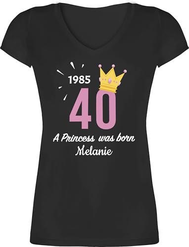 T-Shirt Damen V Ausschnitt - 40. Geburtstag - 1984 A Princess was Born - zum Vierzigsten - mit Name - 3XL - Schwarz - 40 Years 1982 Shirt Geschenke Tshirt 40.Geburtstag vierzigster Personalisieren von Geschenk mit Namen personalisiert by Shirtracer