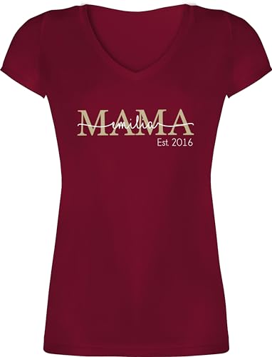 T-Shirt Damen V Ausschnitt - Mutti Mama Mom Geschenk zum Muttertag - L - Bordeauxrot - personalisierte Tshirt Geschenke für mütter Mutter Shirt mutterzagsgeschenke est Shirts muttertasgsgeschenke von Geschenk mit Namen personalisiert by Shirtracer