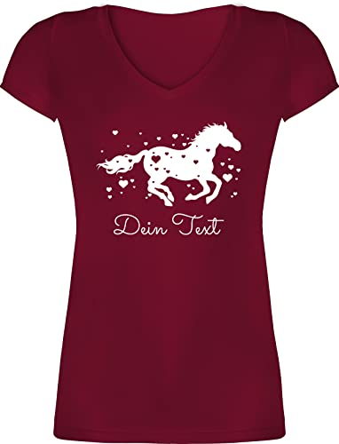 T-Shirt Damen V Ausschnitt - Pferde - Pferd Dein Name Wunschtext Text - S - Bordeauxrot - für pferdeliebhaber Geschenke Reiter personalisierte und pferdemotiv Reiterin reiterinnen von Geschenk mit Namen personalisiert by Shirtracer