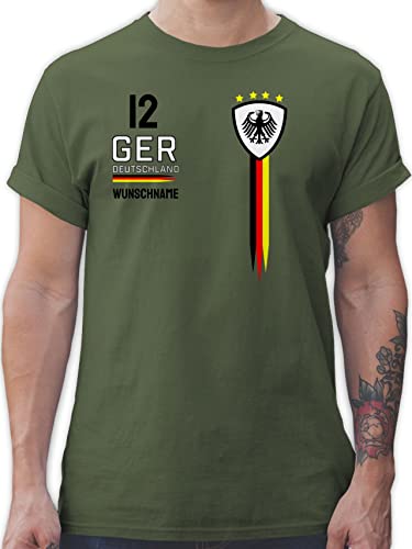 T-Shirt Herren - 2024 Fussball EM Fanartikel - Deutschland WM Trikot Farben - L - Army Grün - fußball w m Deutschland-Trikot Tshirt Herren, deutschlandtrikot Shirt fußball-Fanartikel Name von Geschenk mit Namen personalisiert by Shirtracer