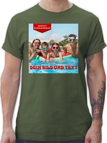 T-Shirt Herren - Geschenk mit eigenem Foto und Text personalisiert I Eigenes Bild I Custom Photo Text - S - Army Grün - t Shirt selbst gestalten Vatertagsgeschenk Tshirt personalisiertes Pictures von Geschenk mit Namen personalisiert by Shirtracer