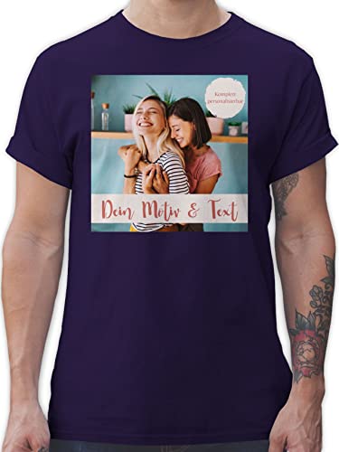 T-Shirt Herren - eigenem - Eigenes Foto I Eigenes Bild - XXL - Lila - Schwarze Tshirt selber designen Vatertagsgeschenk t Shirt selbst drucken Photo Shirts männer schwarz Design t-Shirts Bedruckt T-Shirt Herren - eigenem - Eigenes Foto I Eigenes Bild - XXL - Lila - Schwarze Tshirt selber designen Vatertagsgeschenk t Shirt selbst drucken Photo Shirts männer schwarz Design t-Shirts Bedruckt von Geschenk mit Namen personalisiert by Shirtracer