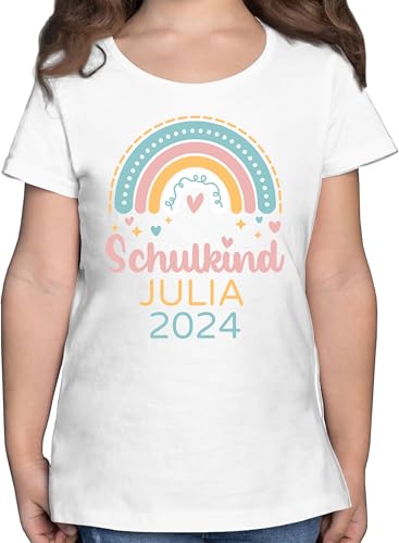 T-Shirt Mädchen - Einschulung - Schulkind 2024 Regenbogen - 104 (3/4 Jahre) - Weiß - personalisiertes Tshirt Kinder Outfit 1.Schultag Einschulung-Schulkind Name t-Shirts fã¼r mã¤dchen von Geschenk mit Namen personalisiert by Shirtracer