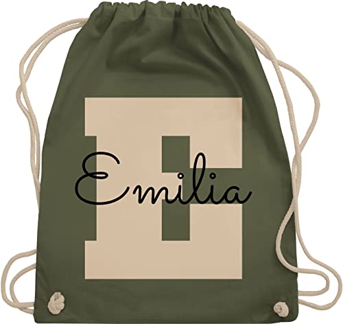 Turnbeutel Rucksack - Initialen - Personalisiertes Geschenke mit Namen Weihnachts-Geschenke Geschenkideen Wichtelgeschenk - Unisize - Olivgrün - e und name schulkind beutel buchstaben stoffbeutel von Geschenk mit Namen personalisiert by Shirtracer