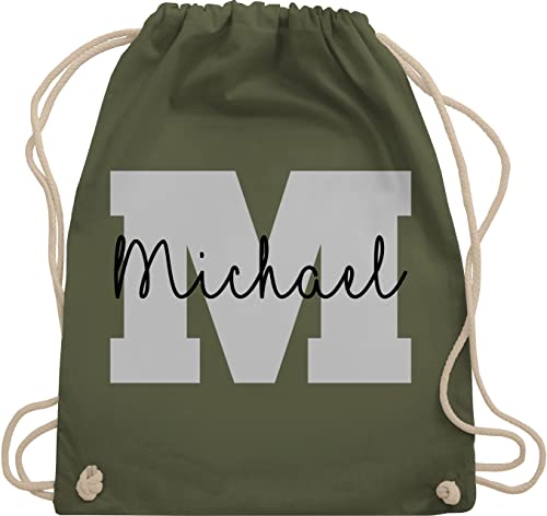 Turnbeutel Rucksack - Anfangsbuchstaben Name I Persönliches Geschenk Personalisiert mit Namen bedrucken I Initialen I Custom Buchstabe I Wunschname - Unisize - Olivgrün von Geschenk mit Namen personalisiert by Shirtracer