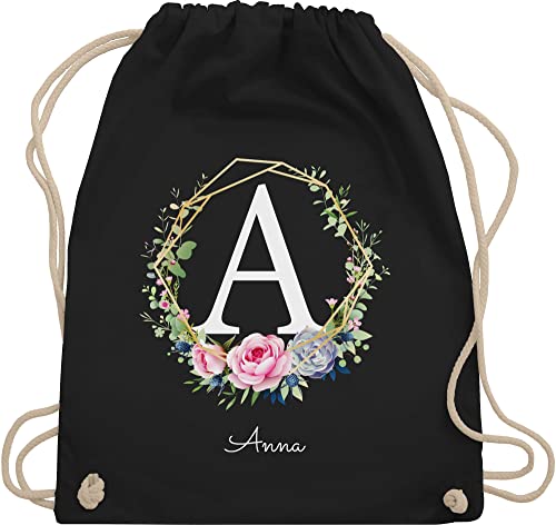 Turnbeutel Rucksack - Initialen - Personalisierte Geschenke Frauen I Geschenkideen Mädchen mit Namen I Geschenke Freundin - Unisize - Schwarz - schulkind beutel buchstaben blumenkranz sportbeutel von Geschenk mit Namen personalisiert by Shirtracer