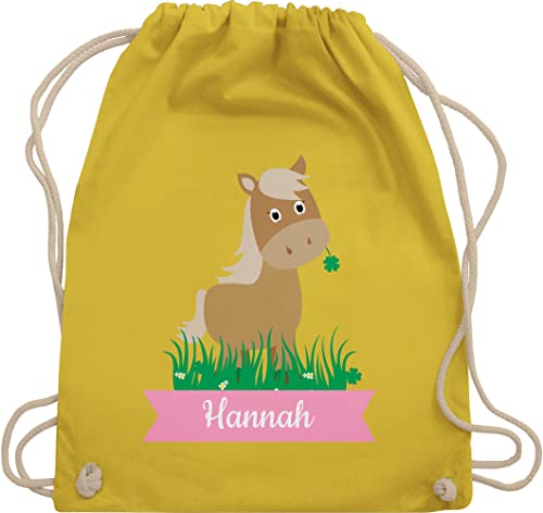 Turnbeutel Rucksack - Pferde - Süßes Pferd mit Name - Unisize - Gelb - mädchen und schule reiten kindergarten geschenke zur einschulung beutel reiterin kita pferdemotiv stoffbeutel von Geschenk mit Namen personalisiert by Shirtracer