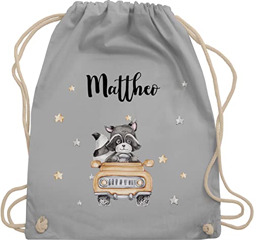 Turnbeutel Rucksack - Tiere - Süßer Waschbär Rennfahrer Motiv Baby - Unisize - Hellgrau - beutel kita name geschenke kinder baumwolle kindergarten tasche kindergartenkind tieren stoff von Geschenk mit Namen personalisiert by Shirtracer