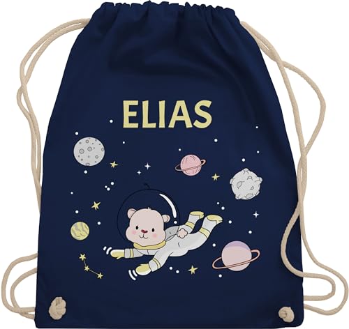 Geschenk mit Namen personalisiert by Shirtracer Turnbeutel Rucksack - Weltraum - Astronaut Bär im Weltall - Unisize - Navy Blau - planeten rakete nasa astronauten von Geschenk mit Namen personalisiert by Shirtracer