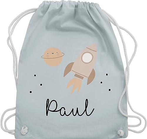 Geschenk mit Namen personalisiert by Shirtracer Turnbeutel Rucksack - Weltall - Niedliche Rakete Weltraum Raumschiff - Unisize - Pastell Blau - astronaut nasa tasche planeten astronauten von Geschenk mit Namen personalisiert by Shirtracer