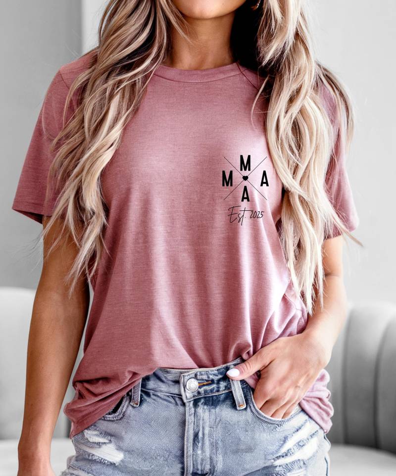 Mama T-Shirt, Personalisiertes Shirt, Geschenk Zum Muttertag, Shirt Mit Jahreszahl, Zur Geburt, Für von GeschenkeLoft