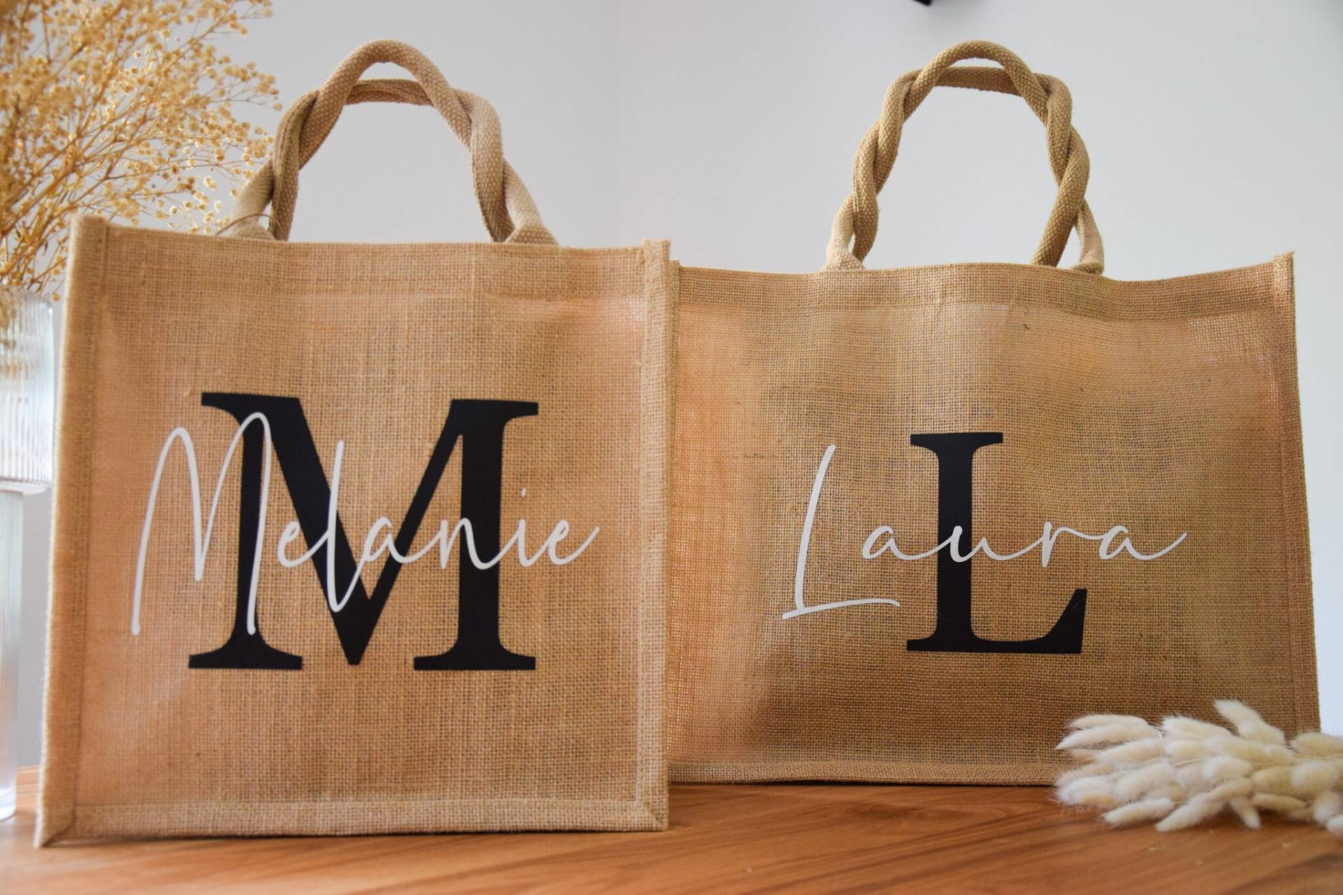 Personalisierte Jutetasche Strandtasche Mit Namen Geschenk Zum Muttertag Jga Einkaufstausche Individualisiert Mama Freundin Hebamme Beach Personalisierte Jutetasche Strandtasche Mit Namen Geschenk Zum Muttertag Jga Einkaufstausche Individualisiert Mama Freundin Hebamme Beach von GeschenkeWerkDE