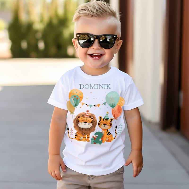 T-Shirt Mit Löwe, Geburtstagsshirt Personalisiert Namen Und Zahl. Kleiner Tiger von Geschenkekastl
