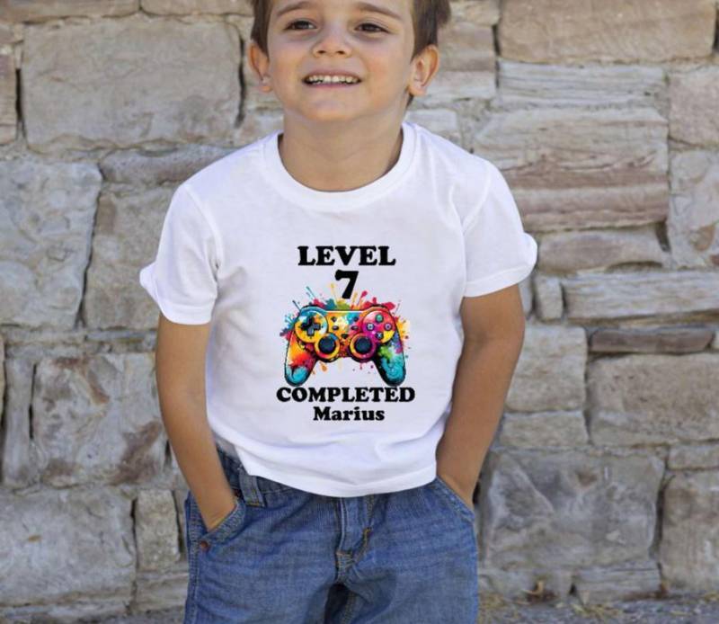 Geburtstagssshirt Personalisiert Junge T-Shirt Controller Zahlenshirt Outfit Kinder Geburtstag Geschenkidee von Geschenkelaedchen