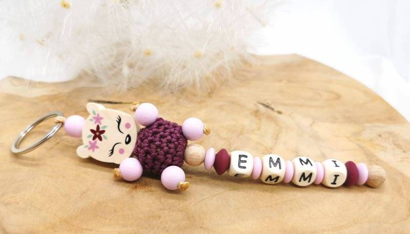 Personalisierter Schlüsselanhänger Mit Name Reh Rehkitz Einschulung Rosa Weinrot von Geschenkelaedchen