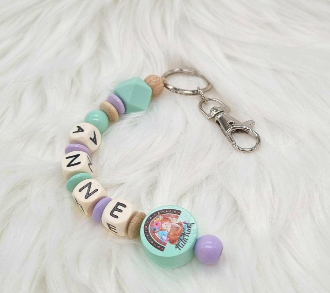 Schlüsselanhänger Mit Name Mädchen Jungen Kindergarten Kita Kind Taschenbaumler Geschenk Schlüsselanhänger Mit Name Mädchen Jungen Kindergarten Kita Kind Taschenbaumler Geschenk von Geschenkelaedchen